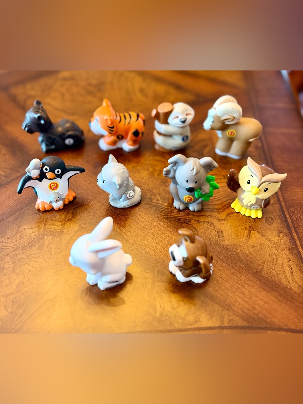 Fisher Price Little People Alphabet Zoo Animals Lot of 10 Letter Figures EUC